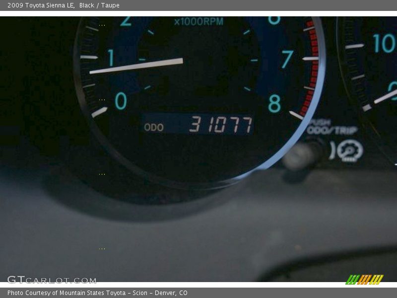 Black / Taupe 2009 Toyota Sienna LE