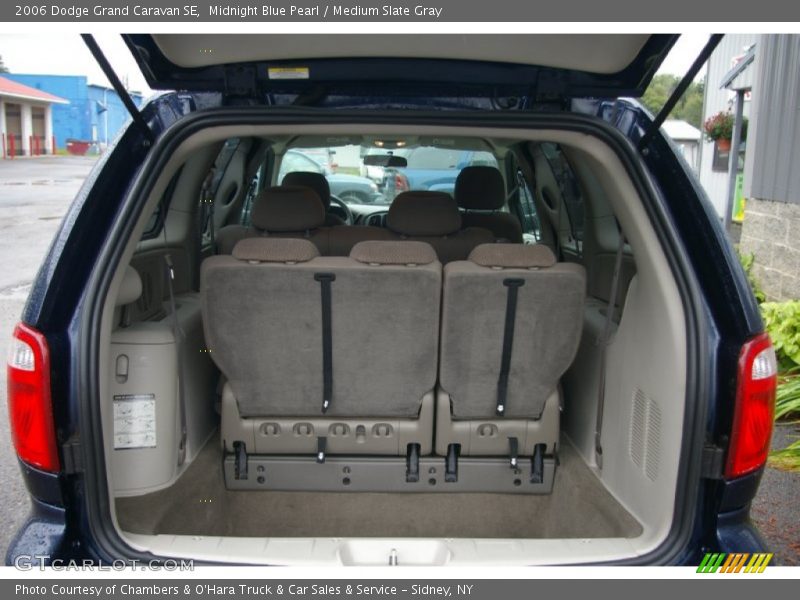 Midnight Blue Pearl / Medium Slate Gray 2006 Dodge Grand Caravan SE