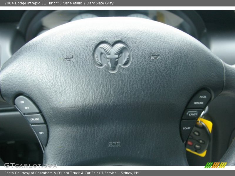 Bright Silver Metallic / Dark Slate Gray 2004 Dodge Intrepid SE