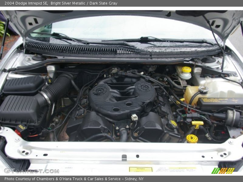 Bright Silver Metallic / Dark Slate Gray 2004 Dodge Intrepid SE