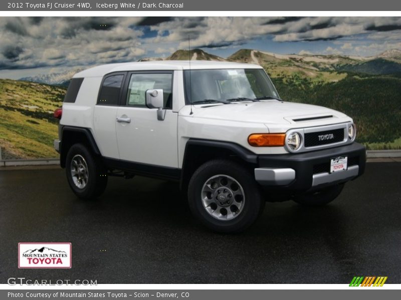 Iceberg White / Dark Charcoal 2012 Toyota FJ Cruiser 4WD