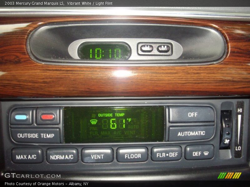 Vibrant White / Light Flint 2003 Mercury Grand Marquis LS