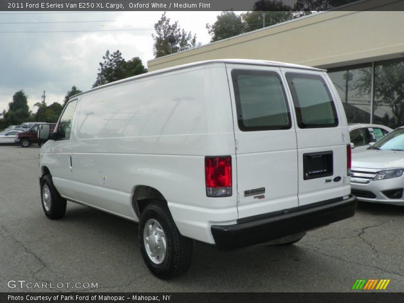 Oxford White / Medium Flint 2011 Ford E Series Van E250 XL Cargo