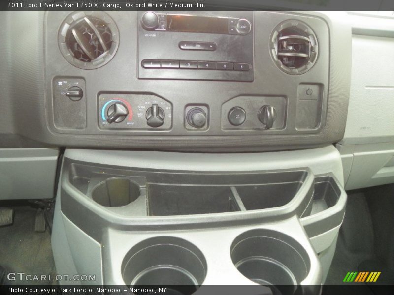 Oxford White / Medium Flint 2011 Ford E Series Van E250 XL Cargo