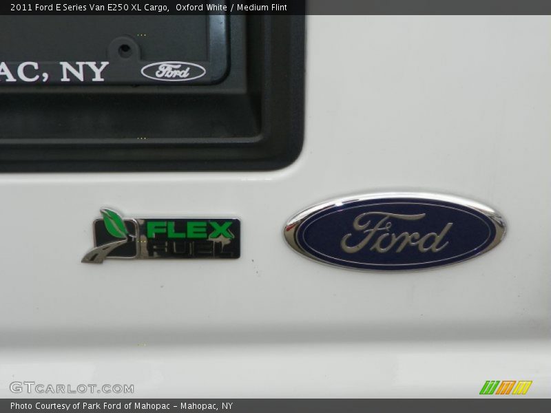 Oxford White / Medium Flint 2011 Ford E Series Van E250 XL Cargo