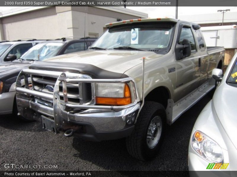 Harvest Gold Metallic / Medium Parchment 2000 Ford F350 Super Duty XLT Extended Cab 4x4