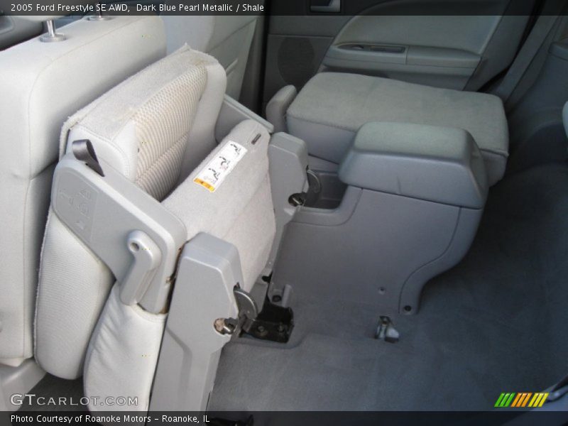 Dark Blue Pearl Metallic / Shale 2005 Ford Freestyle SE AWD