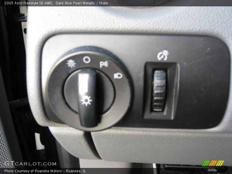 Dark Blue Pearl Metallic / Shale 2005 Ford Freestyle SE AWD