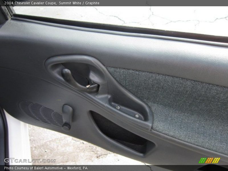 Summit White / Graphite 2004 Chevrolet Cavalier Coupe