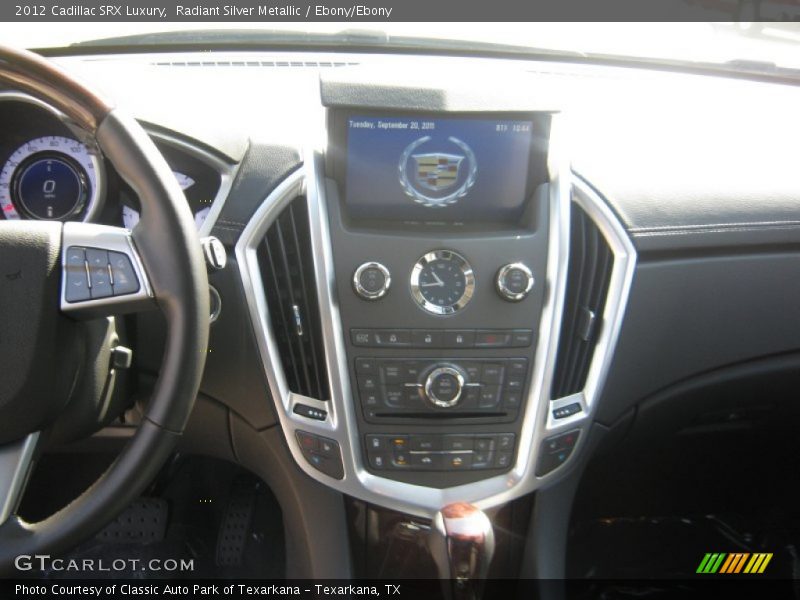 Radiant Silver Metallic / Ebony/Ebony 2012 Cadillac SRX Luxury