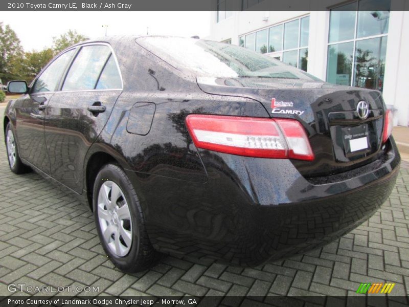 Black / Ash Gray 2010 Toyota Camry LE