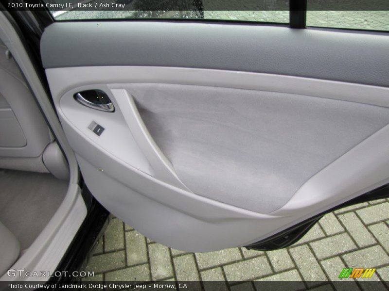 Black / Ash Gray 2010 Toyota Camry LE