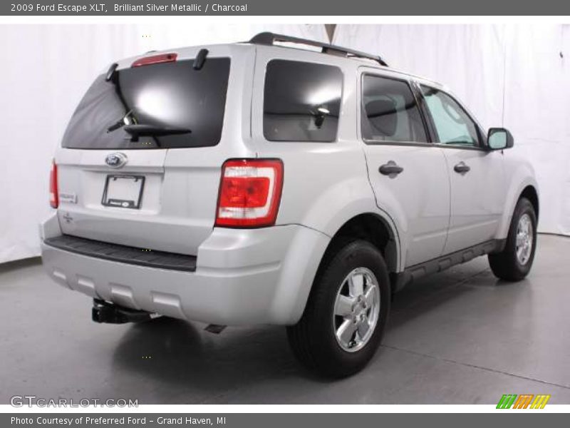 Brilliant Silver Metallic / Charcoal 2009 Ford Escape XLT
