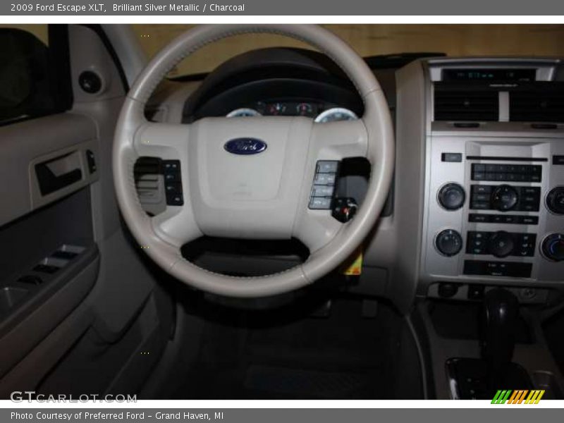 Brilliant Silver Metallic / Charcoal 2009 Ford Escape XLT