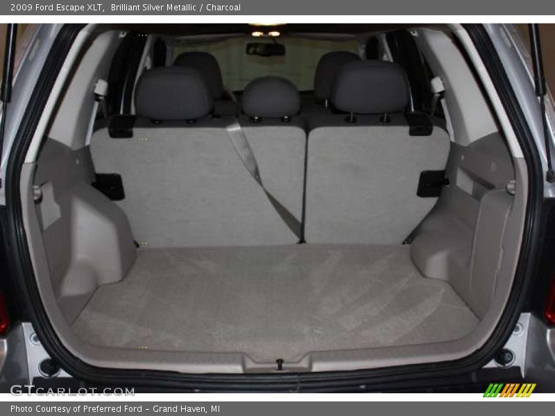 Brilliant Silver Metallic / Charcoal 2009 Ford Escape XLT