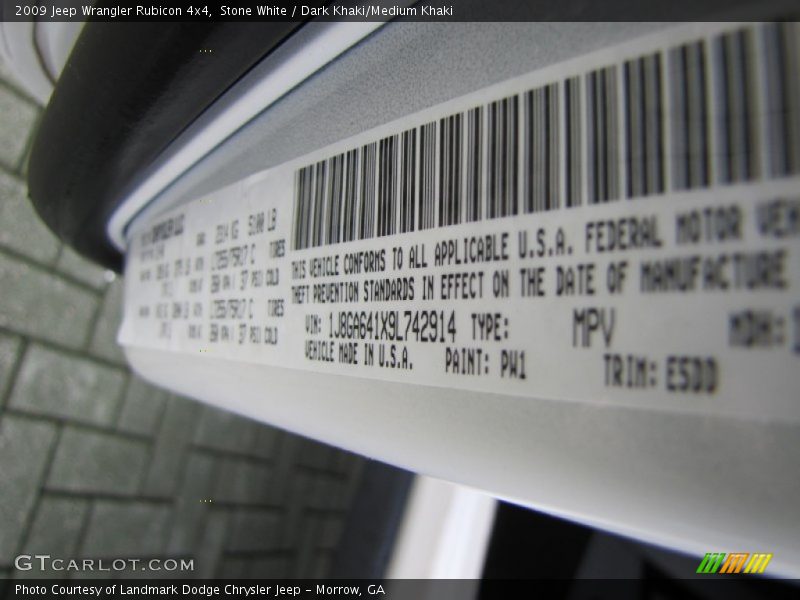 Stone White / Dark Khaki/Medium Khaki 2009 Jeep Wrangler Rubicon 4x4