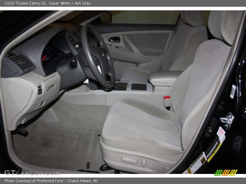Super White / Ash Gray 2010 Toyota Camry LE