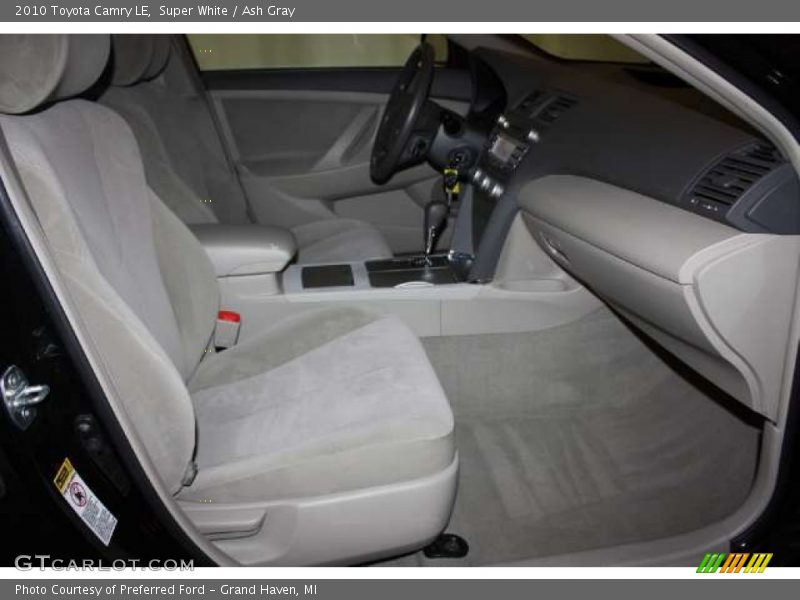 Super White / Ash Gray 2010 Toyota Camry LE