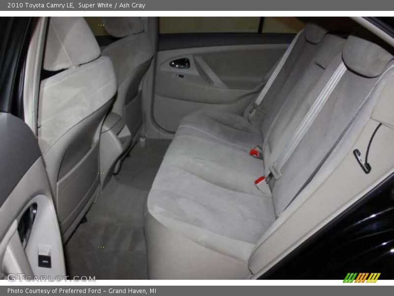 Super White / Ash Gray 2010 Toyota Camry LE