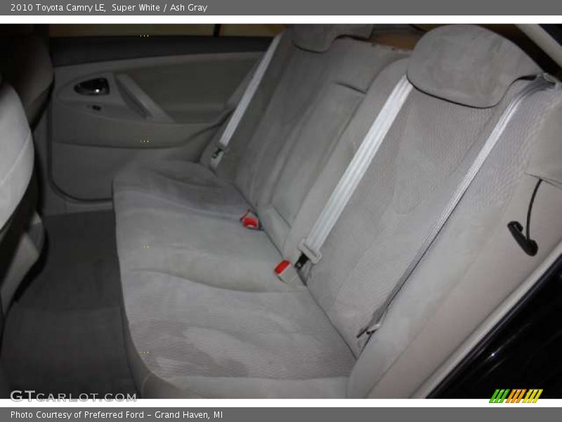 Super White / Ash Gray 2010 Toyota Camry LE