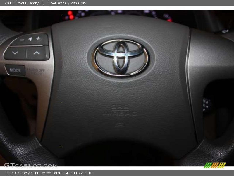 Super White / Ash Gray 2010 Toyota Camry LE