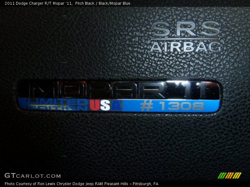  2011 Charger R/T Mopar '11 Logo