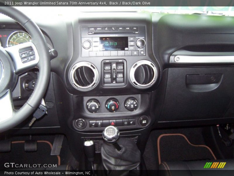 Controls of 2011 Wrangler Unlimited Sahara 70th Anniversary 4x4