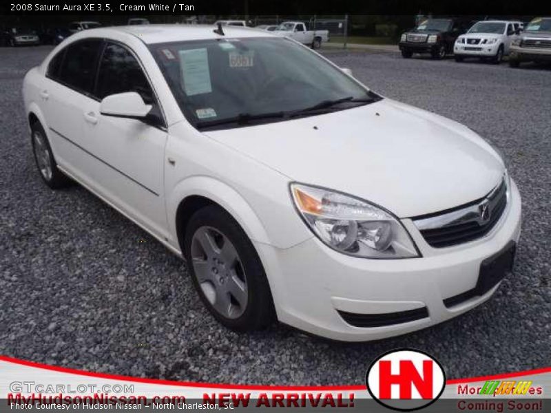 Cream White / Tan 2008 Saturn Aura XE 3.5