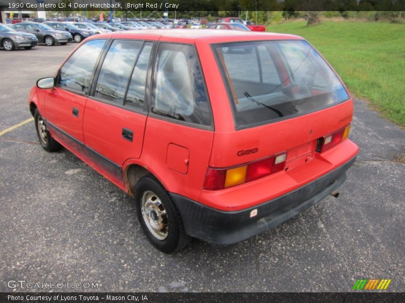  1990 Metro LSi 4 Door Hatchback Bright Red