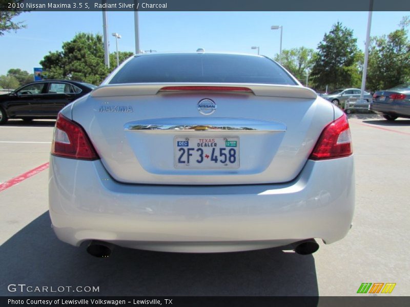 Radiant Silver / Charcoal 2010 Nissan Maxima 3.5 S