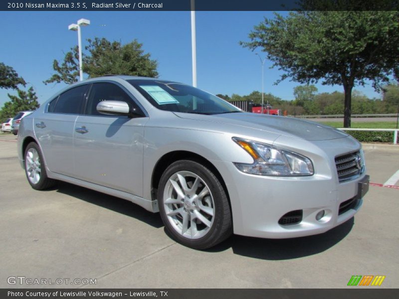 Radiant Silver / Charcoal 2010 Nissan Maxima 3.5 S