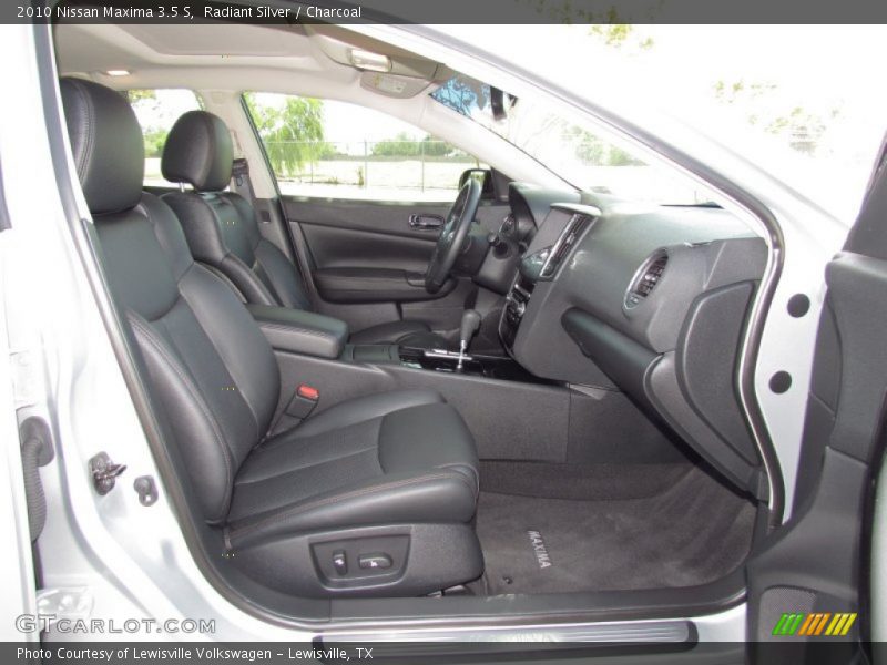 Radiant Silver / Charcoal 2010 Nissan Maxima 3.5 S