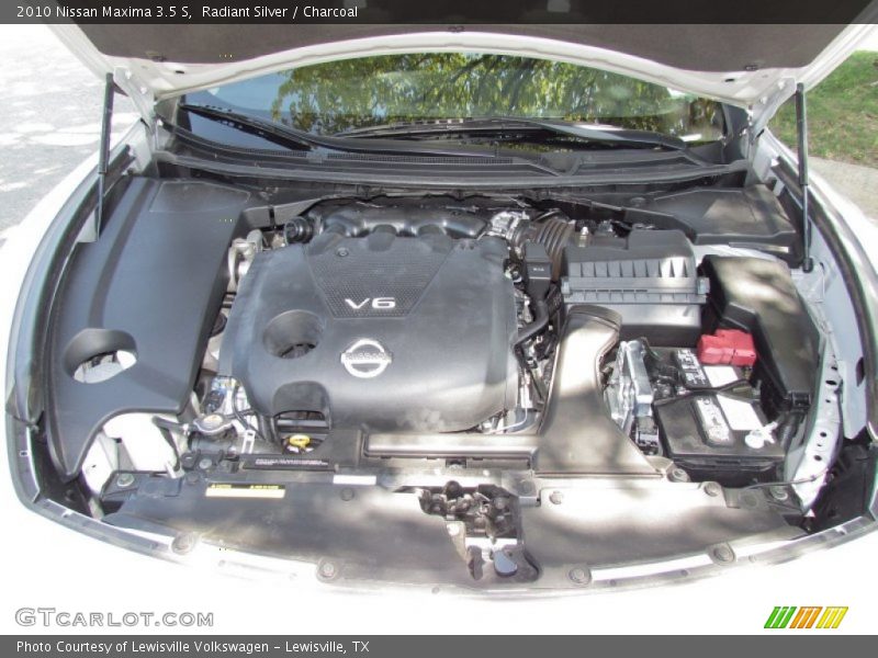 Radiant Silver / Charcoal 2010 Nissan Maxima 3.5 S
