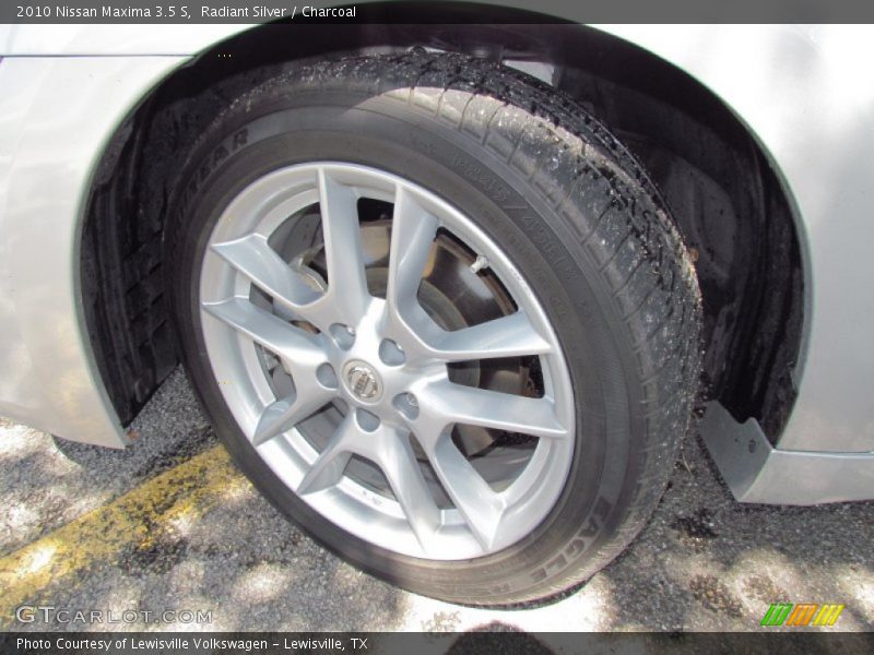 Radiant Silver / Charcoal 2010 Nissan Maxima 3.5 S