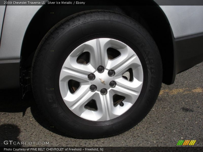 Silver Ice Metallic / Ebony 2009 Chevrolet Traverse LS