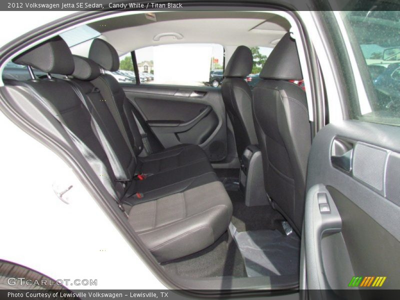 Candy White / Titan Black 2012 Volkswagen Jetta SE Sedan