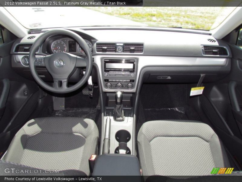 Dashboard of 2012 Passat 2.5L S