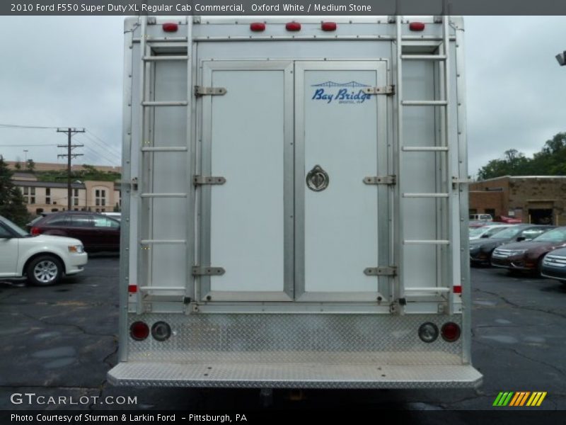 Oxford White / Medium Stone 2010 Ford F550 Super Duty XL Regular Cab Commercial