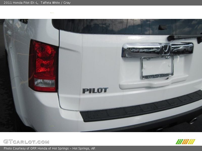 Taffeta White / Gray 2011 Honda Pilot EX-L