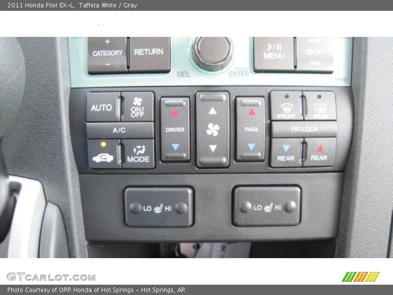 Controls of 2011 Pilot EX-L