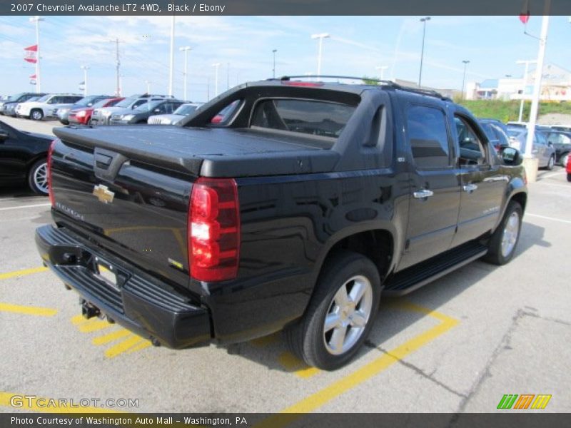 Black / Ebony 2007 Chevrolet Avalanche LTZ 4WD