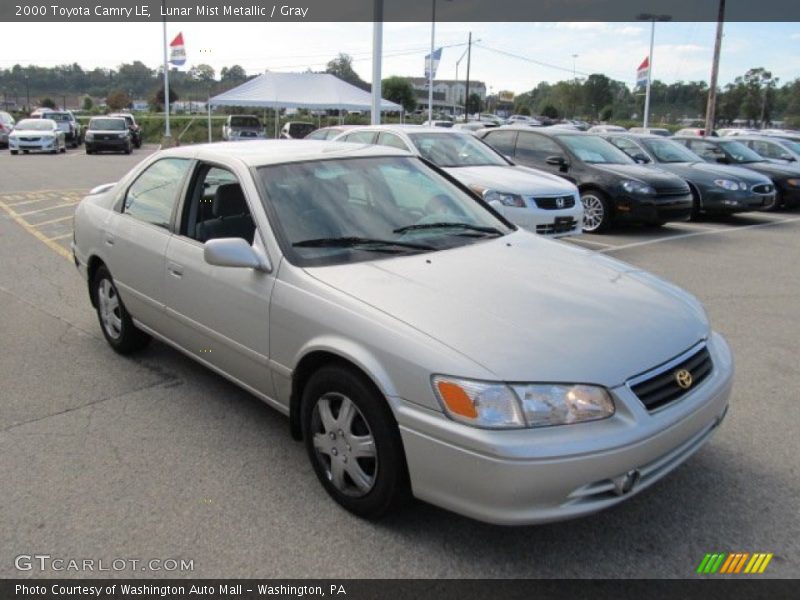 Lunar Mist Metallic / Gray 2000 Toyota Camry LE