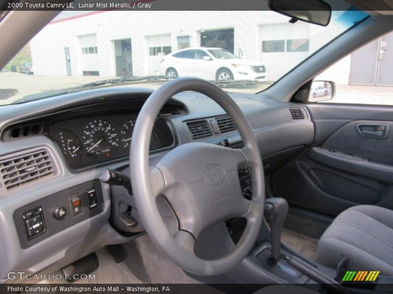 Lunar Mist Metallic / Gray 2000 Toyota Camry LE
