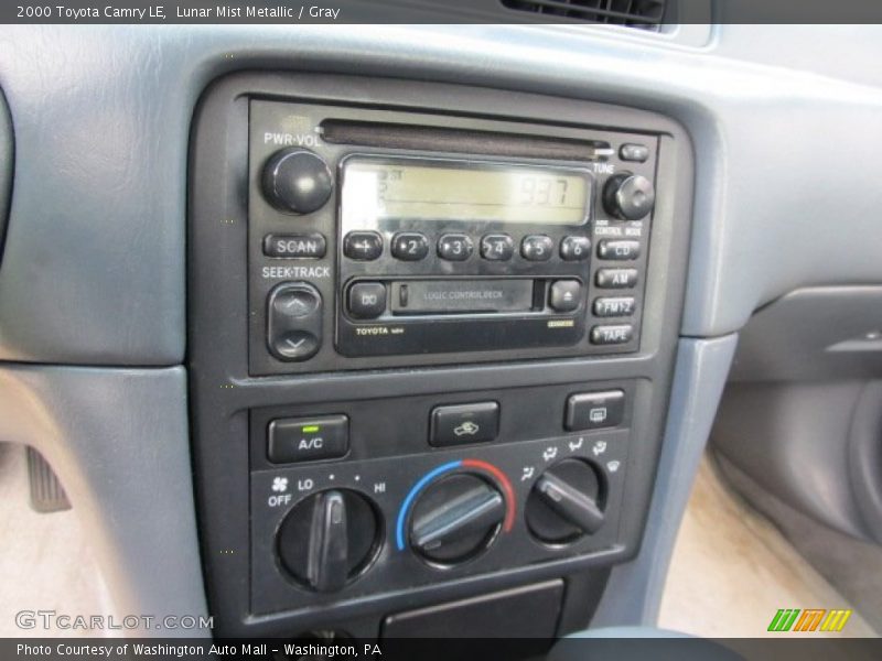 Lunar Mist Metallic / Gray 2000 Toyota Camry LE