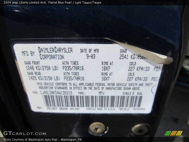 Patriot Blue Pearl / Light Taupe/Taupe 2004 Jeep Liberty Limited 4x4