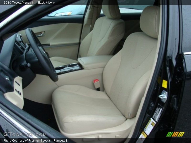 Black / Ivory 2010 Toyota Venza I4