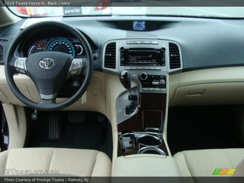 Black / Ivory 2010 Toyota Venza I4