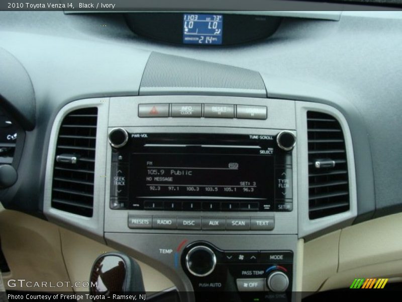 Black / Ivory 2010 Toyota Venza I4