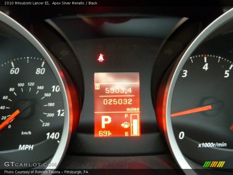 Apex Silver Metallic / Black 2010 Mitsubishi Lancer ES