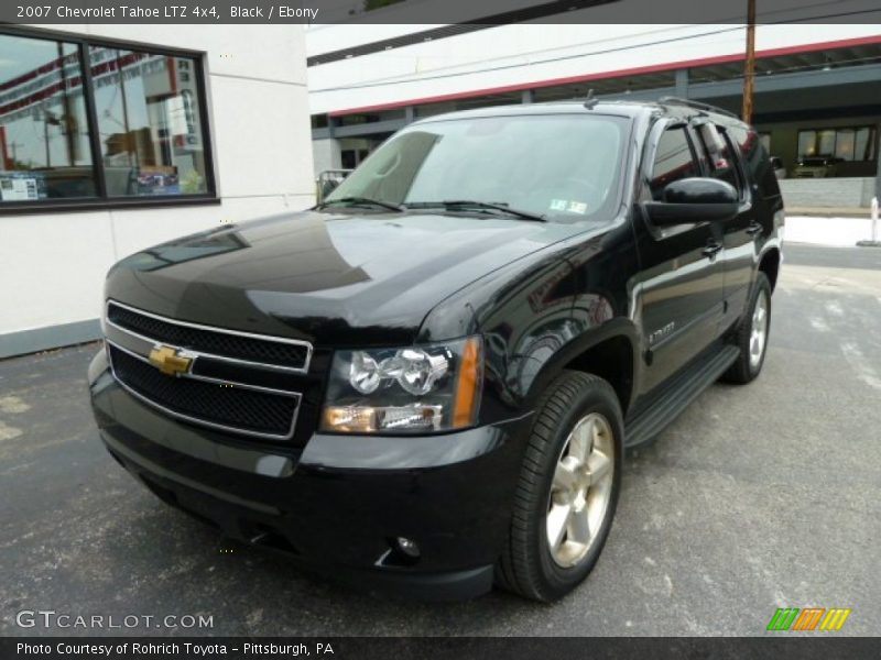 Front 3/4 View of 2007 Tahoe LTZ 4x4